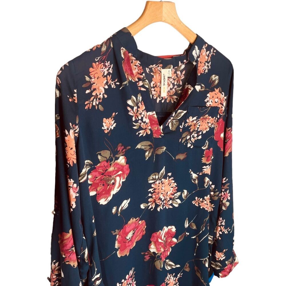 Lara | Navy Floral Print V-Neck Long Sleeve Blouse Size M | EUC - Picture 6 of 13